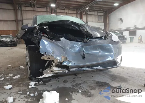 2021 Tesla Model Y Long Range Dual Motor All-Wheel Drive z USA, uszkodzony, nr VIN 5YJYGDEE9MF239614